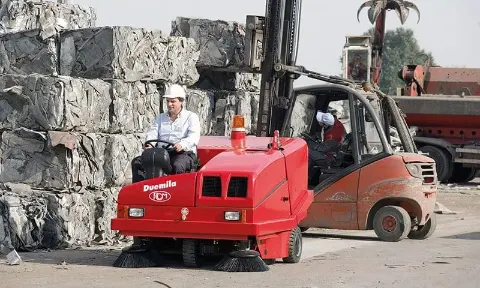 RCM DUEMILA floor sweeper
